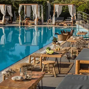 4* Szálloda Avithos